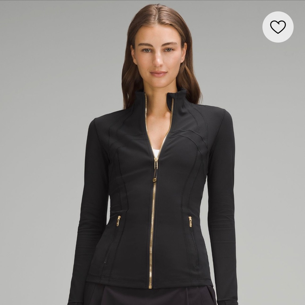 Lululemon fan favorite define jacket, powered by Nulu fabric.